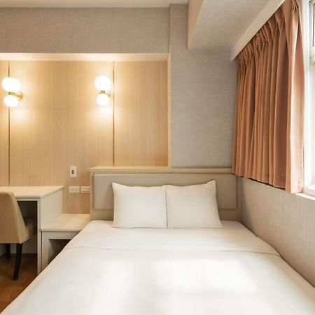 Kindness Hotel Weiwuying Καοσιούνγκ Εξωτερικό φωτογραφία