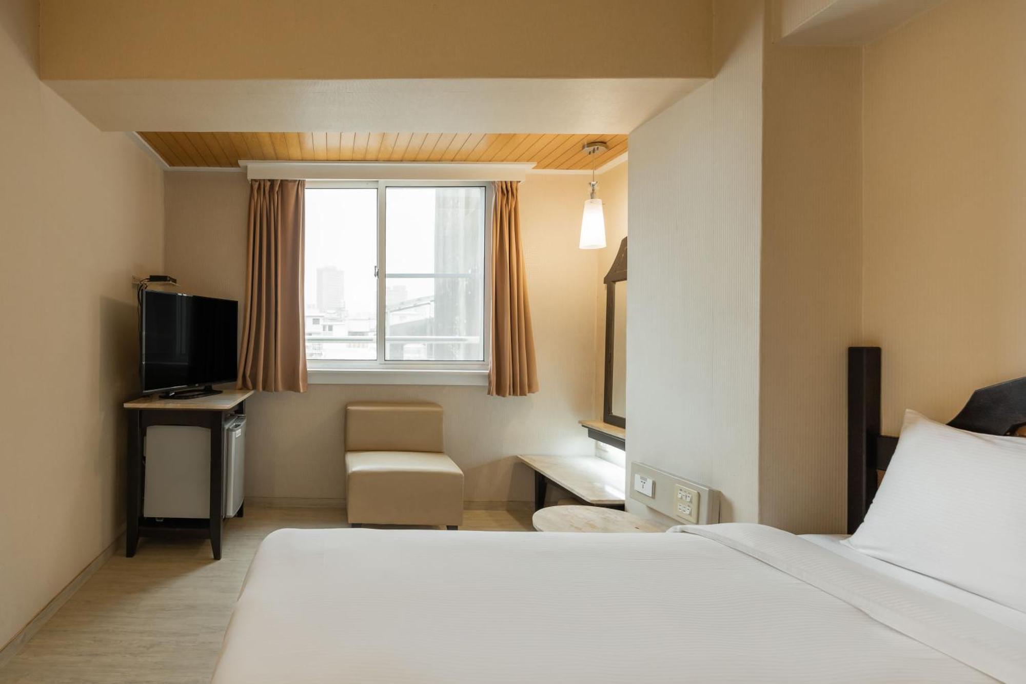 Kindness Hotel Weiwuying Καοσιούνγκ Δωμάτιο φωτογραφία