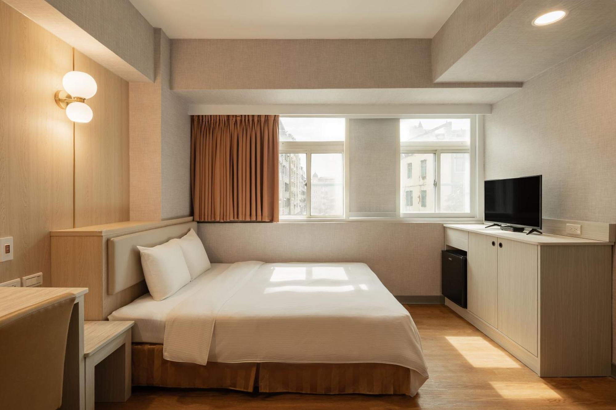 Kindness Hotel Weiwuying Καοσιούνγκ Εξωτερικό φωτογραφία