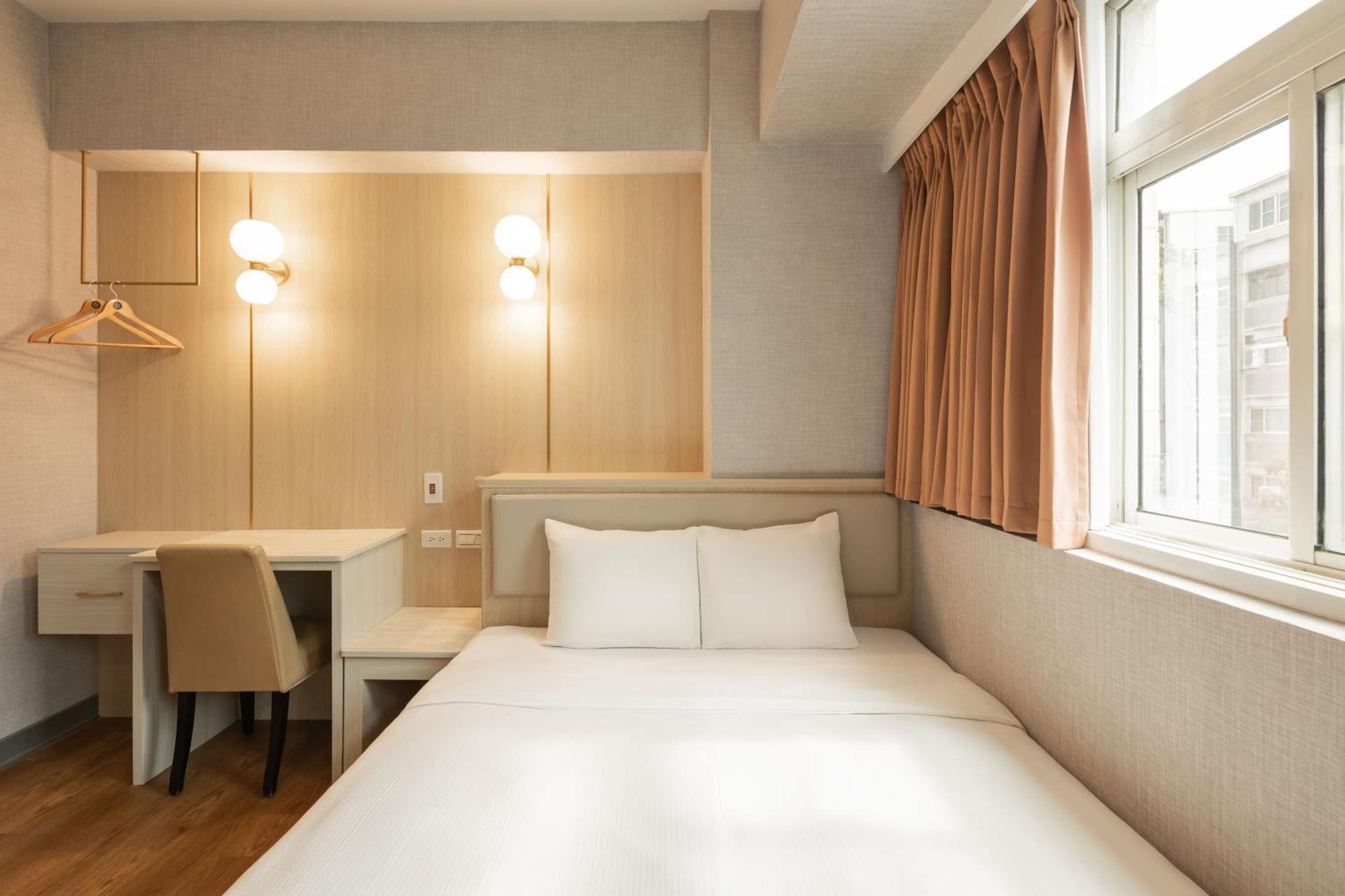 Kindness Hotel Weiwuying Καοσιούνγκ Εξωτερικό φωτογραφία